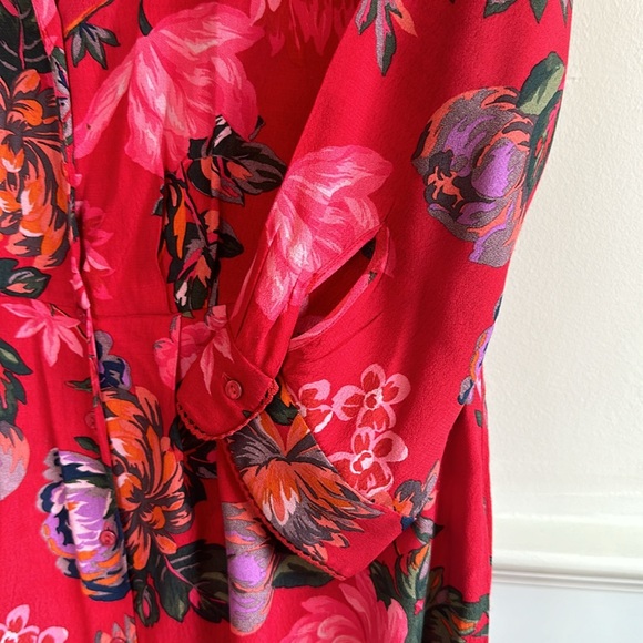 MIDI 3/4 sleeve w button closure and embroidery trim - Picture 3 of 4